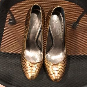 Gianni Bini Bronzy-Gold Leather Snakeskin Heels